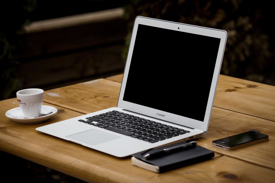 Kostenlose Bild: Kaffeetasse, Büro, Laptop-Computer, Technologie ... Kostenlose Bild: Kaffeetasse, Büro, Laptop-Computer, Technologie ...